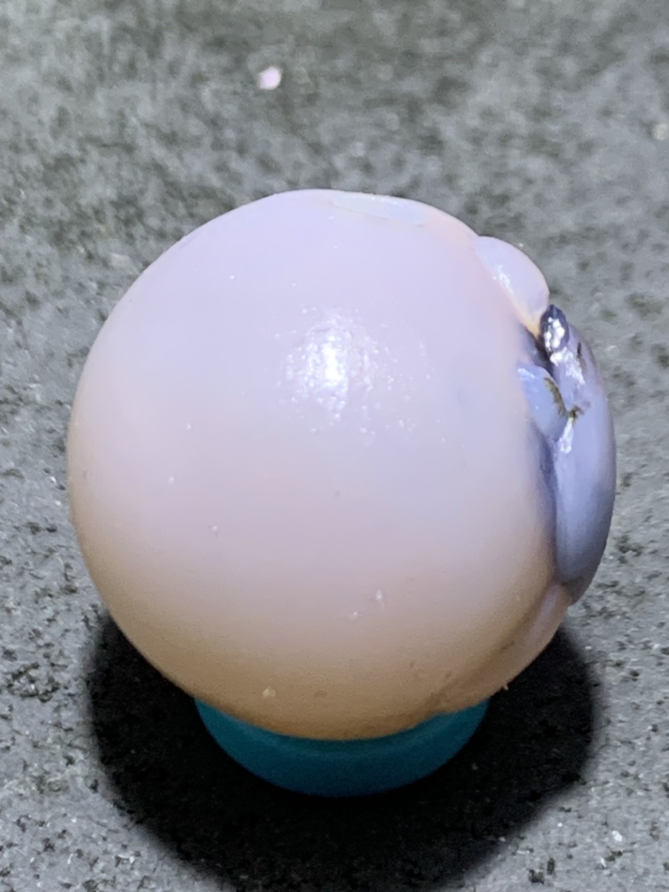 精美高玉化亚光海洋玉髓手工俏色巧雕一心向佛随形圆珠一个！