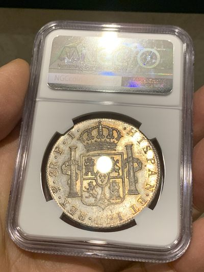 《竞宝斋》第239场-周日，周一 年终拍场 (全场包邮) NGC-MS62 玻利维亚 1808年 卡洛斯四世 8里亚尔银币 灰色五彩包浆 压力十足 底板PL感 状态非常好