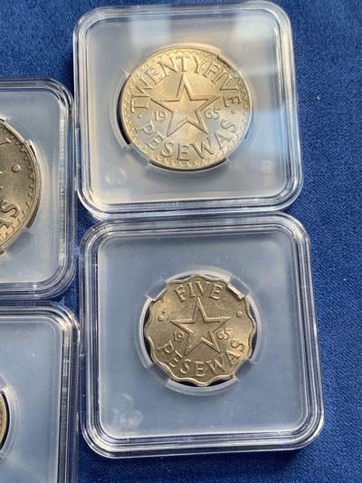 《竞宝斋》第239场-周日，周一 年终拍场 (全场包邮) 4枚一组 加纳1965年恩克鲁玛头像全套，UNC-BU强光好品一次收齐！