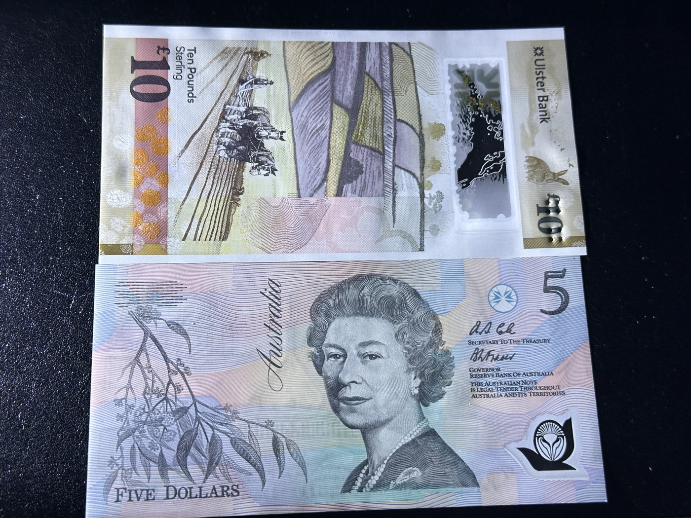 《外钞收藏家》第三百三十六期 2018年北爱尔兰10镑无47+03年澳大利亚5元 全新UNC