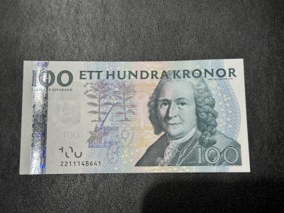 《外钞收藏家》第三百三十六期 - 瑞典100克朗 全新UNC