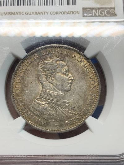 《竞宝斋》第239场-周日，周一 年终拍场 (全场包邮) NGC-AU55 德国 1914年 普鲁士 威廉二世 军装 3马克 银币 黄油彩 低评了