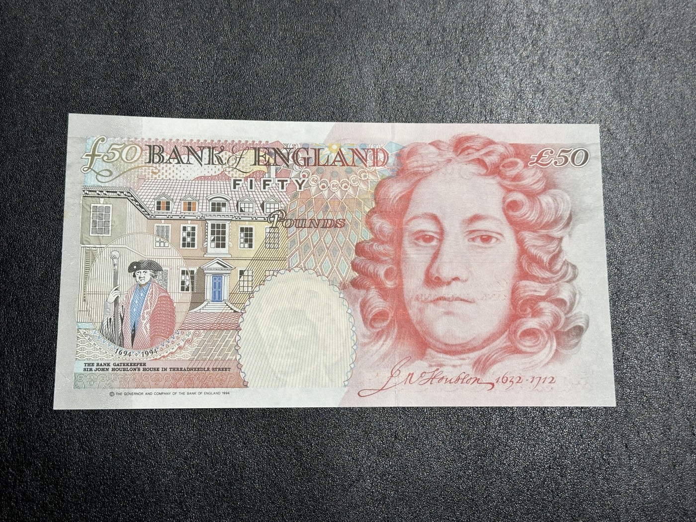 《外钞收藏家》第三百三十六期 1994年英国E序列50镑 全新 有个潮点瑕疵