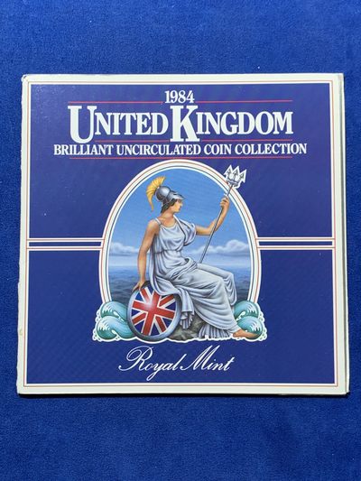 《竞宝斋》第239场-周日，周一 年终拍场 (全场包邮) 英国1984年硬币套装，共8枚，青年女王头像，1/2便士发行最后一年