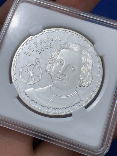 《竞宝斋》第239场-周日，周一 年终拍场 (全场包邮) 西班牙2006年哥伦布远航船队（圣塔马利亚号）10欧精制币（发行9960枚） 27g 40mm 925银