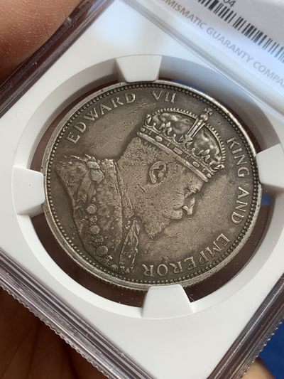 《竞宝斋》第239场-周日，周一 年终拍场 (全场包邮) NGC XFD 英属海峡 1904年 爱德华七世1元银币 AU砸盒换来了XF
