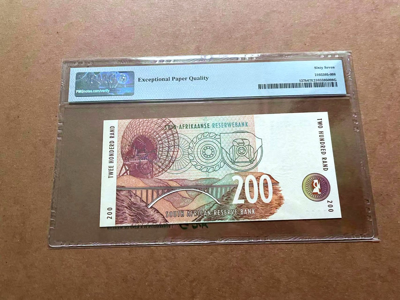 【Blue Auction】✨世界纸币精拍第429期——苍老师专场 PART2 南非 1999年200兰特 PMG67EPQ 豹子