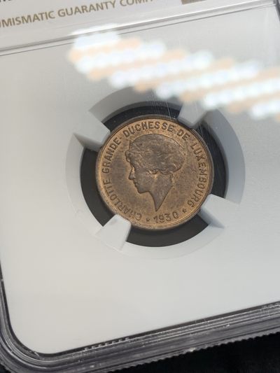 《竞宝斋》第239场-周日，周一 年终拍场 (全场包邮) NGC MS62BN 卢森堡1930年5分铜币，夏洛特女大公青年头像好品不常见配套好货！