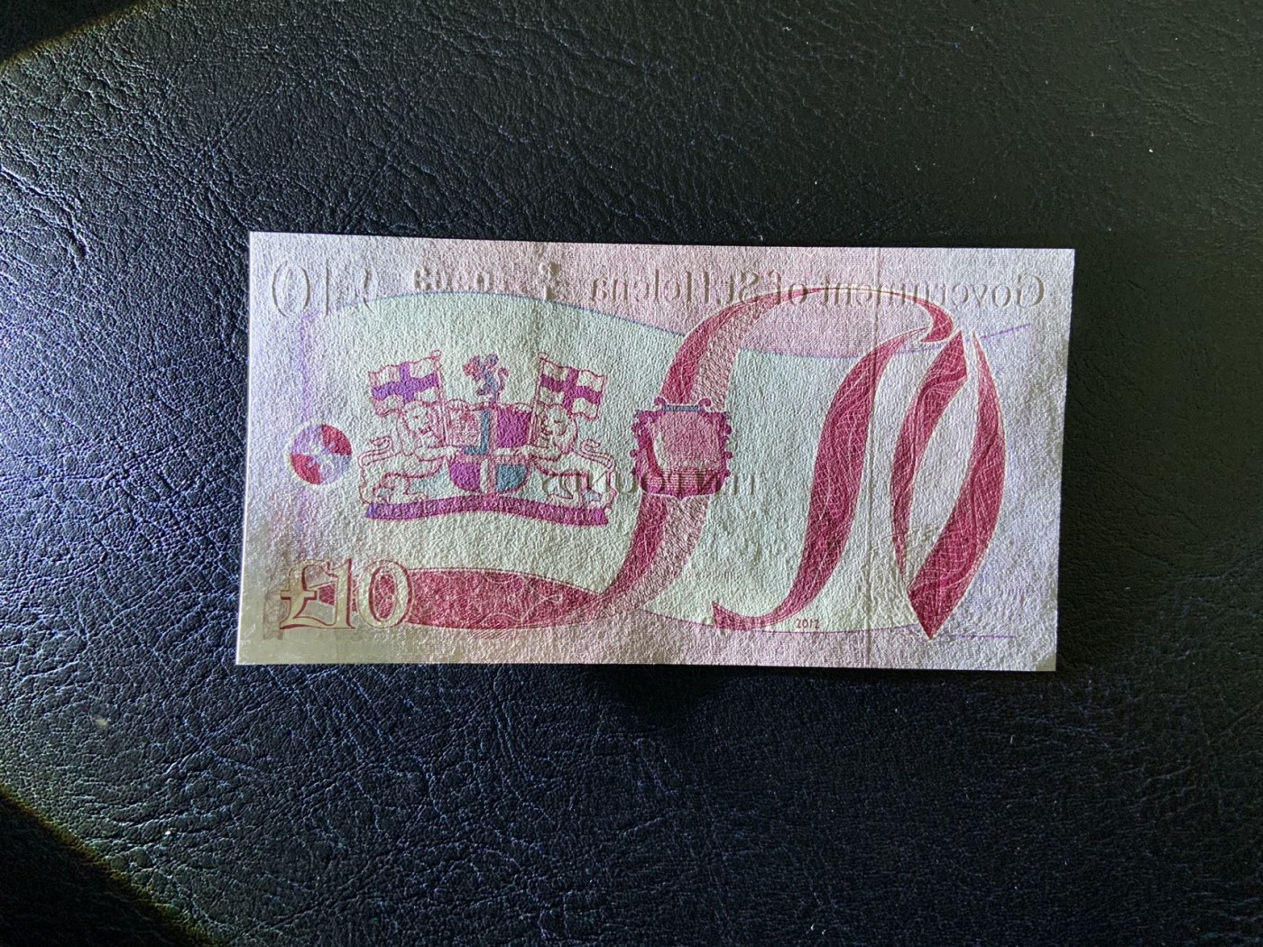 收藏联盟Quantum Auction 第321期拍卖  圣赫勒拿岛2012年10镑 品相全新UNC 号码无47