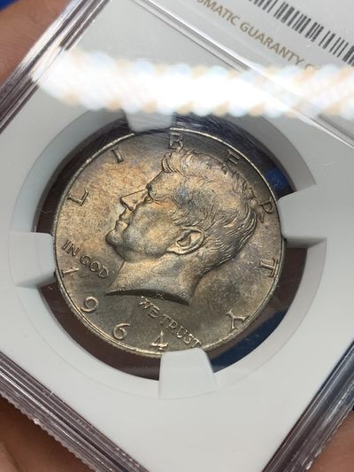 《竞宝斋》第239场-周日，周一 年终拍场 (全场包邮) NGC-MS64 美国1964年肯尼迪50分首年份高银币，双面酱彩