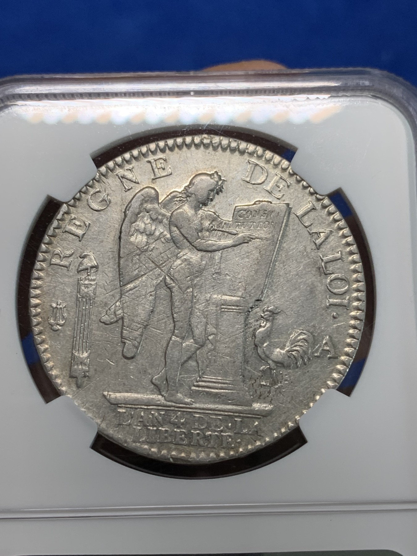 《竞宝斋》第239场-周日，周一 年终拍场 (全场包邮)