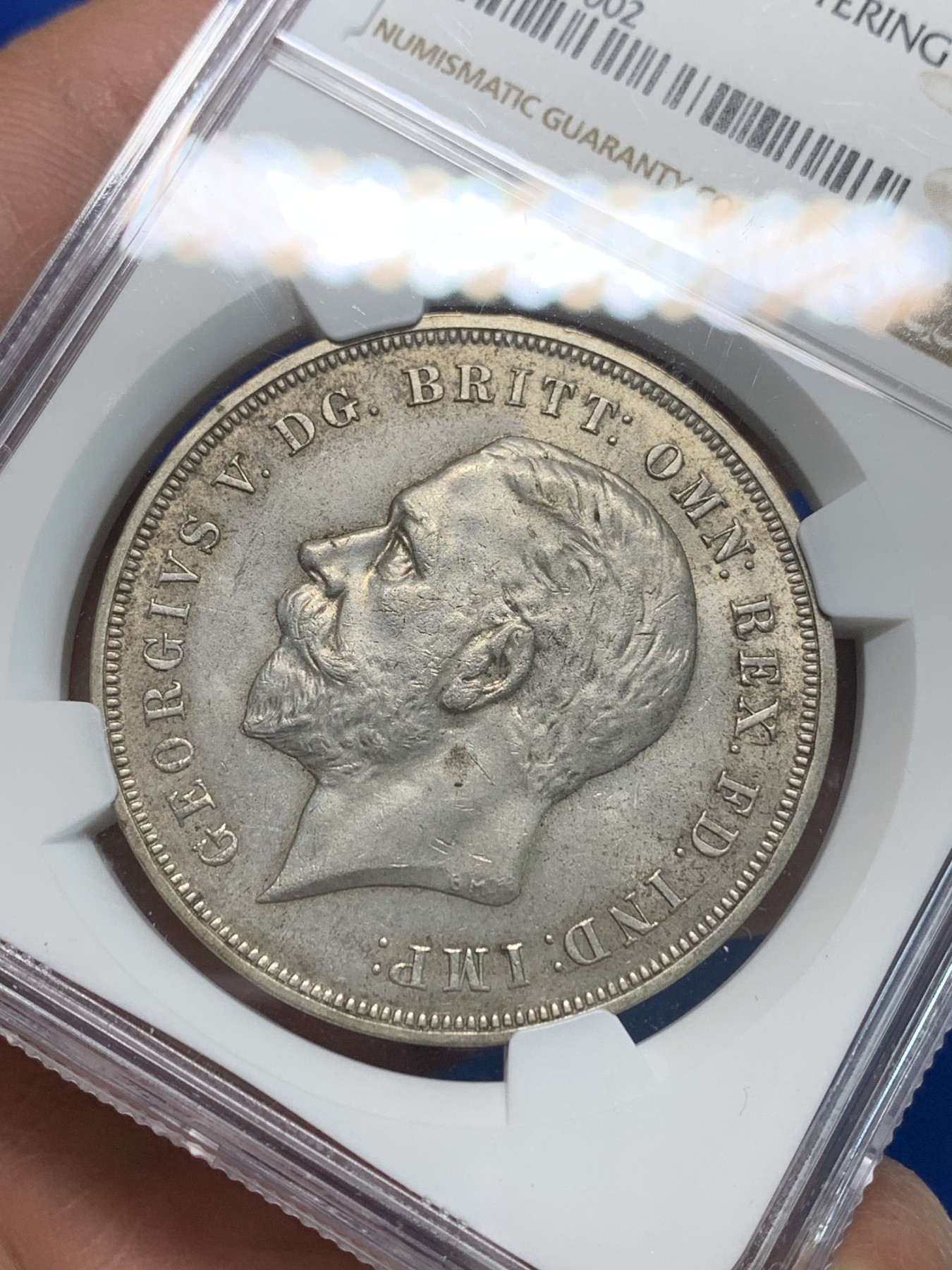 《竞宝斋》第240场-周日，周一 年终尾场 (全场包邮) NGC MS63 英国1935木马剑银币 底光好带包浆 不错