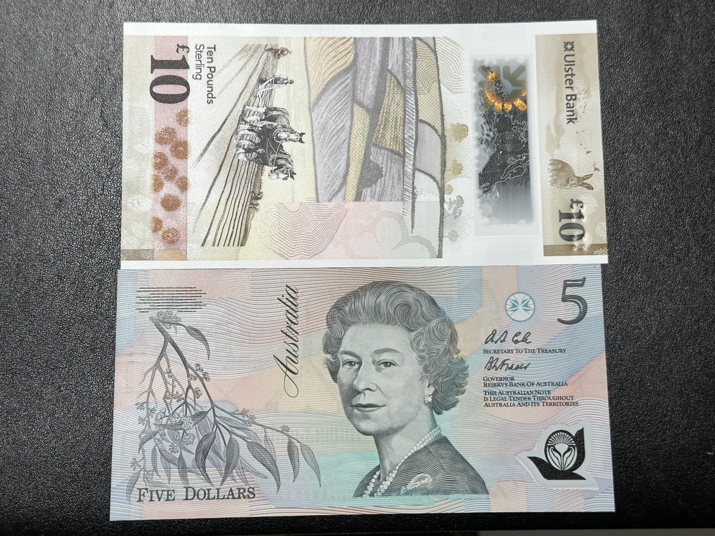 《外钞收藏家》第三百三十六期 2018年北爱尔兰10镑无47+03年澳大利亚5元 全新UNC