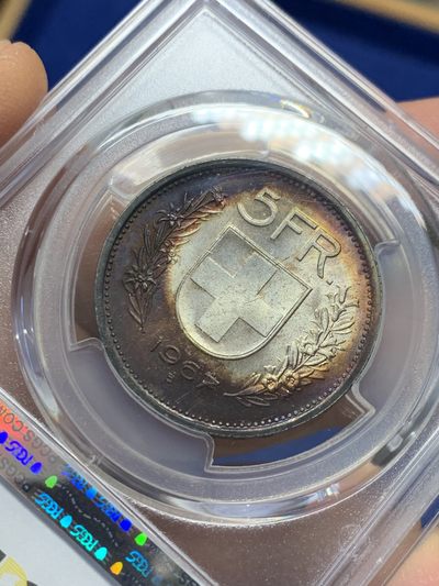 《竞宝斋》第239场-周日，周一 年终拍场 (全场包邮) PCGS-MS66 瑞士1967年5法郎银币，官网只有一枚更高分，该年份官网封面首枚广告币，分数状态包浆都是顶级