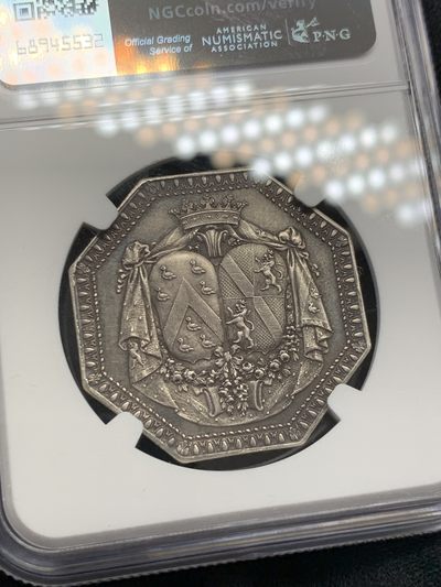 《竞宝斋》第239场-周日，周一 年终拍场 (全场包邮) NGC MS61 法国八角银质代币，皇家婚姻，小名誉品三个小天使，状态非常好，黑色包浆难得