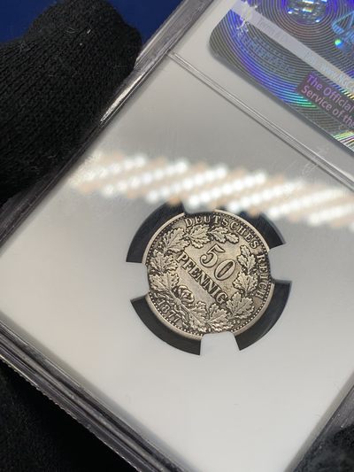 《竞宝斋》第239场-周日，周一 年终拍场 (全场包邮) NGC AU53 德国1877年第二帝国短翅50芬尼银币，少见品种，常见的都是1/2马克