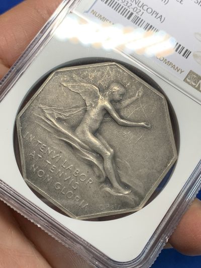 《竞宝斋》第239场-周日，周一 年终拍场 (全场包邮) NGC MS62 法国纺织天使大版八角银质代币 罗蒂作品 42mm大规格