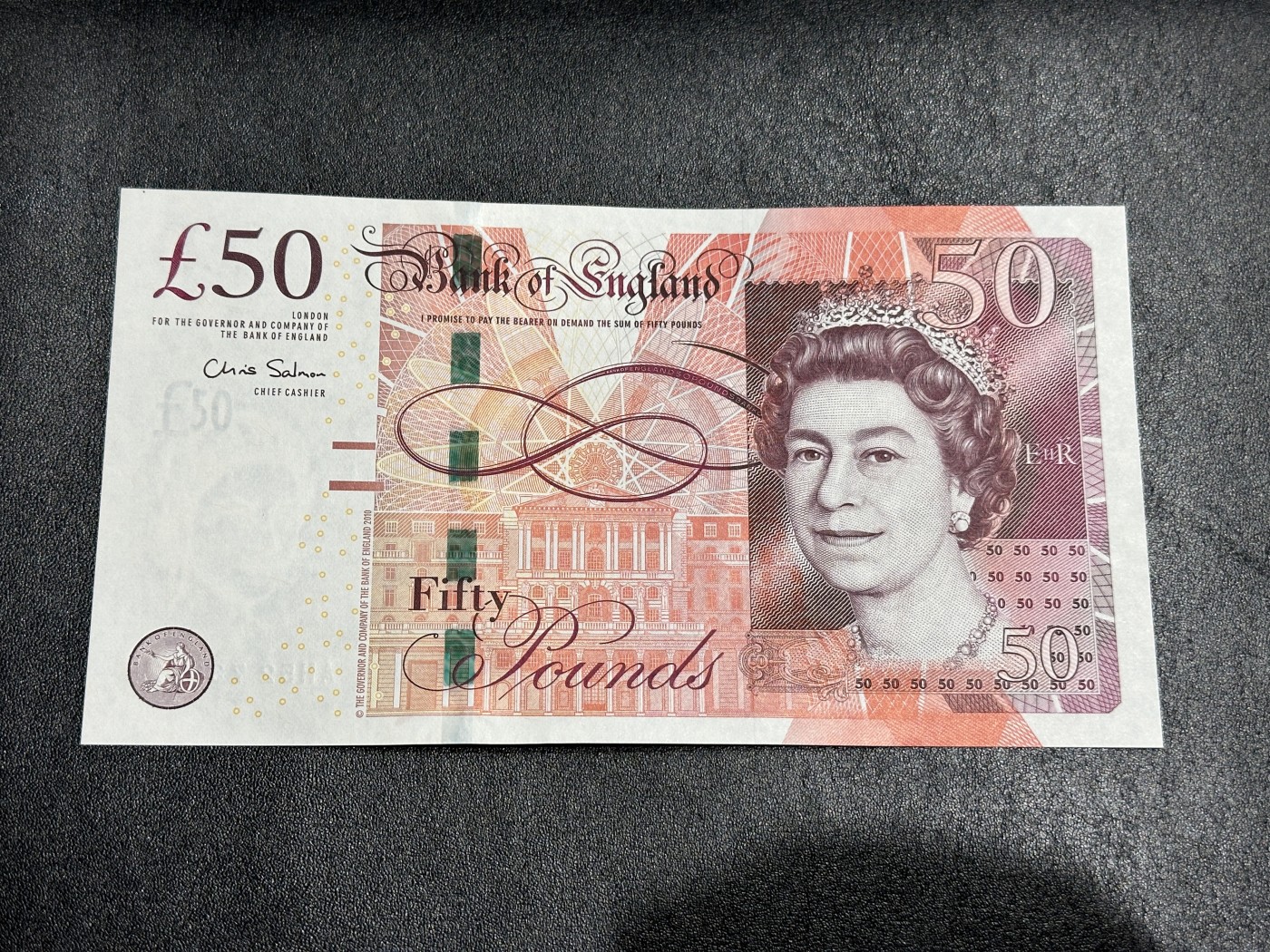 《外钞收藏家》第三百三十六期 2010年英国F序列50镑 全新UNC 尾8