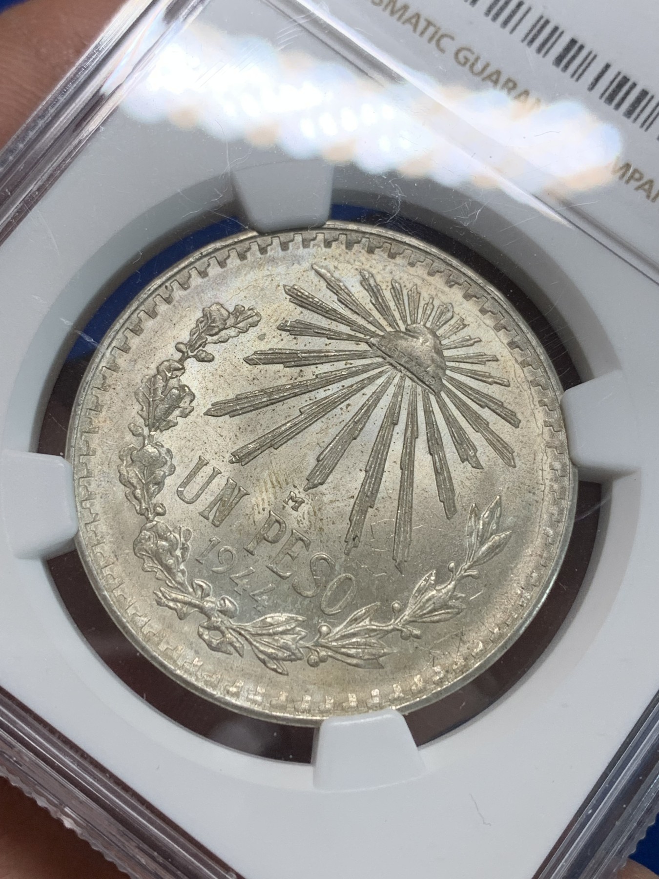 《竞宝斋》第240场-周日，周一 年终尾场 (全场包邮) NGC-MS65 墨西哥 1944年1比索银币 小鹰洋 高性价比 人手一个