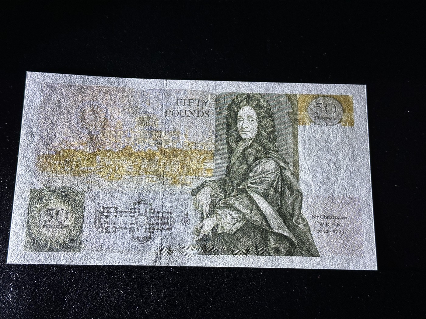 《外钞收藏家》第三百三十六期 英国D序列50镑 全新UNC 无47