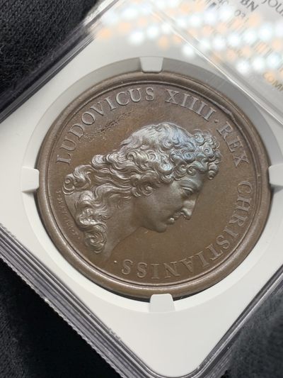 《竞宝斋》第239场-周日，周一 年终拍场 (全场包邮) 唯一冠军分 NGC MS65BN 法国1665年路易十四统领军事期刊纪念大铜章