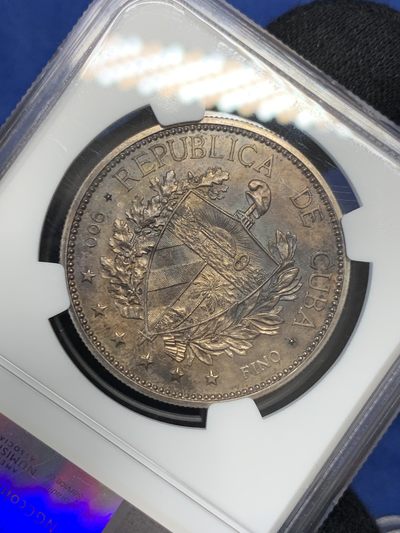 《竞宝斋》第239场-周日，周一 年终拍场 (全场包邮) NGC  MS64 古巴 1897年 女神 1比索银币 双面深彩包浆 1897年古巴独立爱国者在纽约制作的第一枚纪念银币 第一次在钱币上出现古巴盾徽图案 具有非凡意义 热门品种