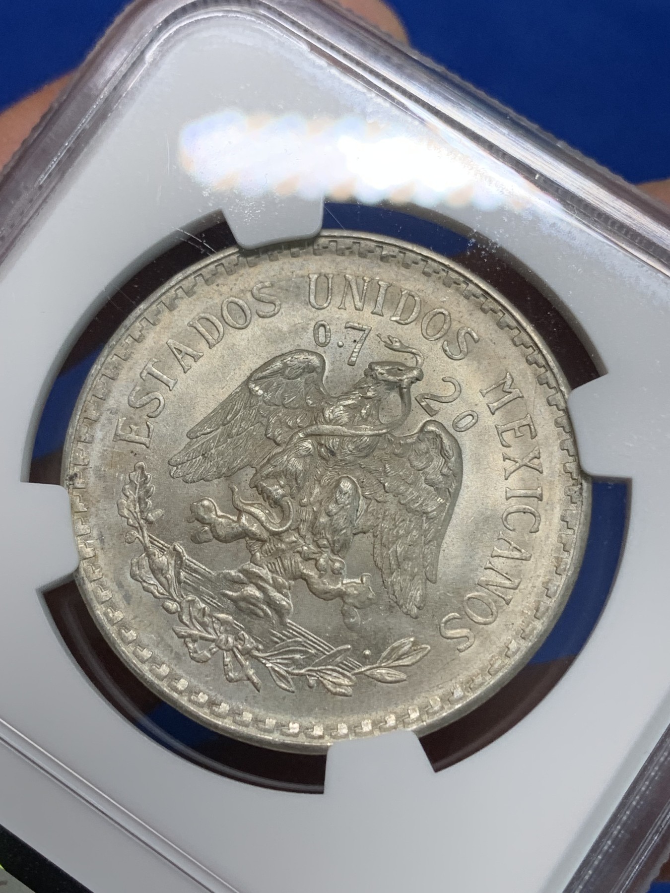 《竞宝斋》第240场-周日，周一 年终尾场 (全场包邮) NGC-MS65 墨西哥 1944年1比索银币 小鹰洋 高性价比 人手一个