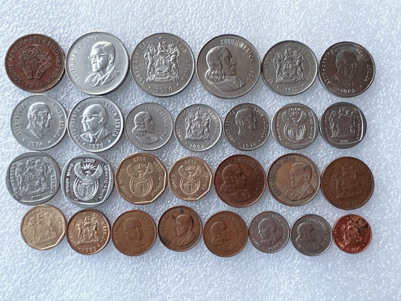 第一海外回流一元起拍收藏 散币专场 第62期 南非各个版本硬币 28枚 无重复