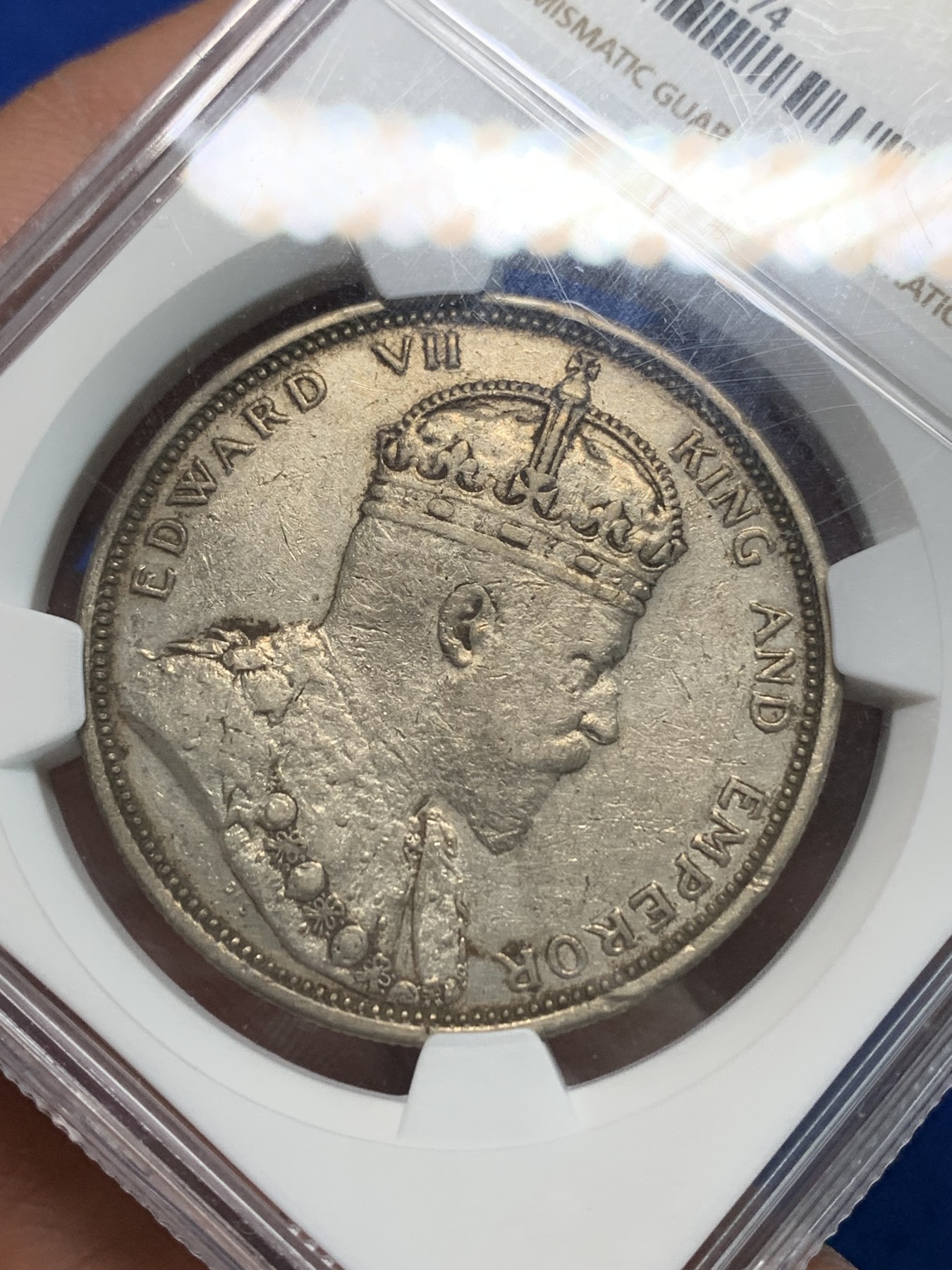 《竞宝斋》第240场-周日，周一 年终尾场 (全场包邮) NGC AU53 海峡1903大样银币，原味好状态