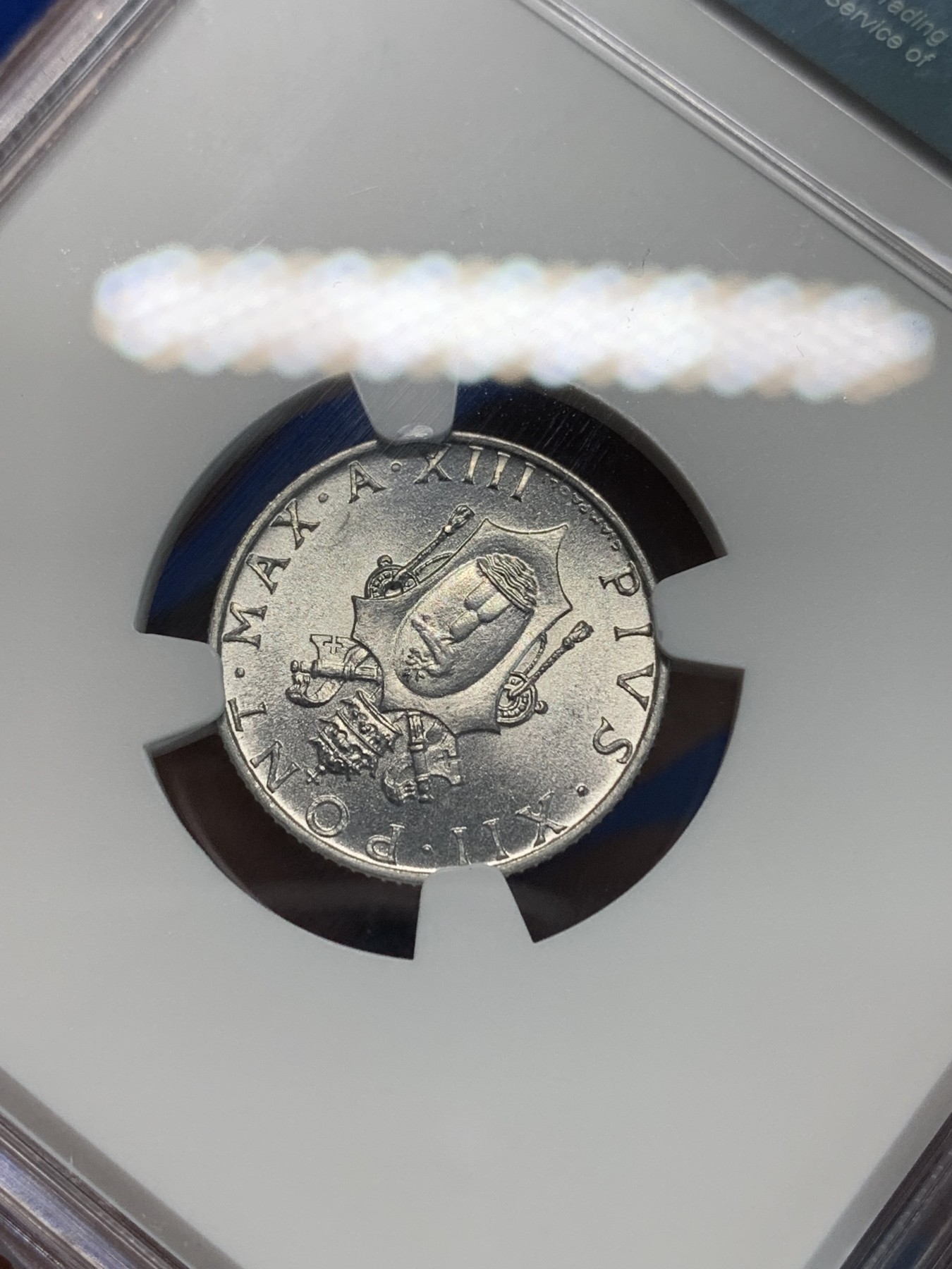 《竞宝斋》第240场-周日，周一 年终尾场 (全场包邮) NGC MS65 梵蒂冈1951年2里拉，高分好光泽可收藏！