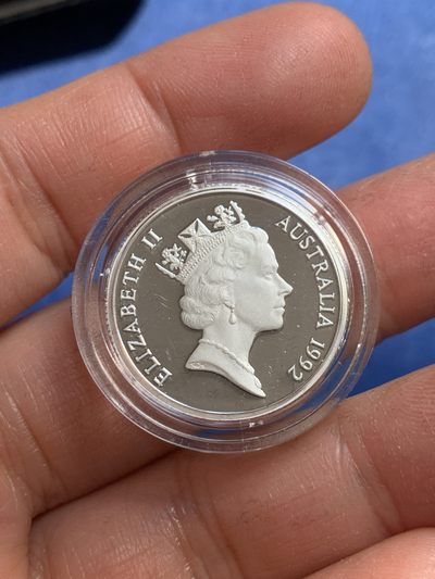 《竞宝斋》第239场-周日，周一 年终拍场 (全场包邮) 澳大利亚1992年奥运会标枪银币 盒证齐全