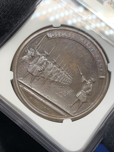 《竞宝斋》第239场-周日，周一 年终拍场 (全场包邮) 唯一冠军分 NGC MS65BN 法国1665年路易十四统领军事期刊纪念大铜章