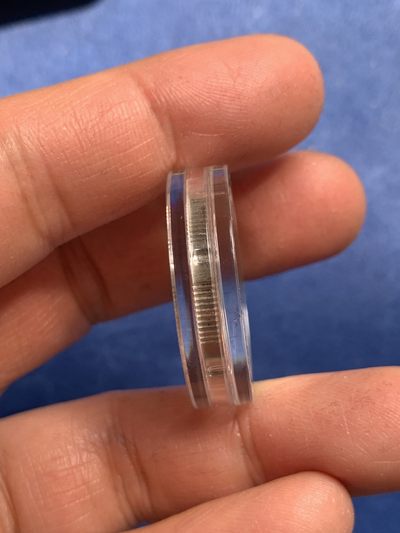 《竞宝斋》第239场-周日，周一 年终拍场 (全场包邮) 澳大利亚1992年奥运会标枪银币 盒证齐全