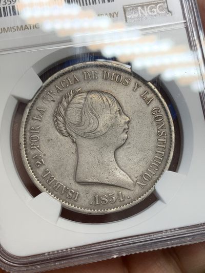 《竞宝斋》第239场-周日，周一 年终拍场 (全场包邮) NGC XFD 西班牙 1854年 20里亚尔 猪头妹 少见品种 细节好，可以重评搏分，西班牙现在也是潜力股，可以投资重评等待涨钱