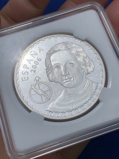 《竞宝斋》第239场-周日，周一 年终拍场 (全场包邮) 西班牙2006年哥伦布远航船队（圣塔马利亚号）10欧精制币（发行9960枚） 27g 40mm 925银