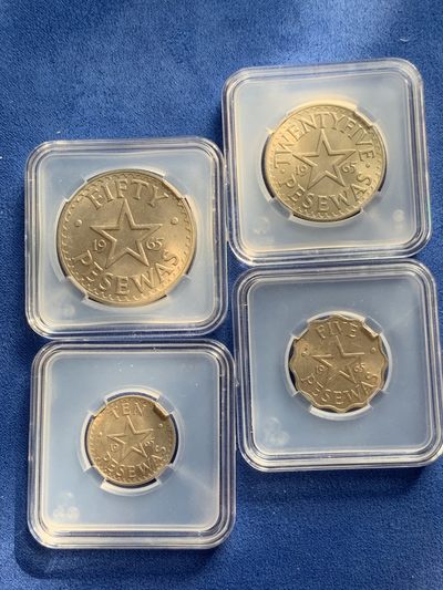 《竞宝斋》第239场-周日，周一 年终拍场 (全场包邮) 4枚一组 加纳1965年恩克鲁玛头像全套，UNC-BU强光好品一次收齐！