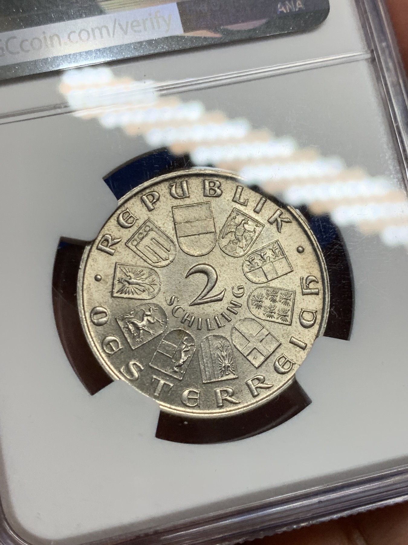 《竞宝斋》第240场-周日，周一 年终尾场 (全场包邮) NGC MS63 奥地利1933年塞佩尔2先令银币 转光好品 少见品种