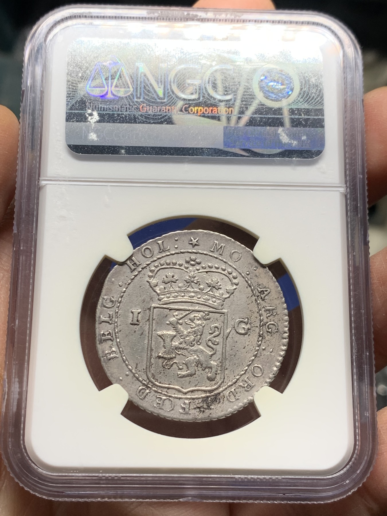 《竞宝斋》第240场-周日，周一 年终尾场 (全场包邮) NGC-AU58 荷属巴达维亚1802年帆船1盾银币，好状态老包浆