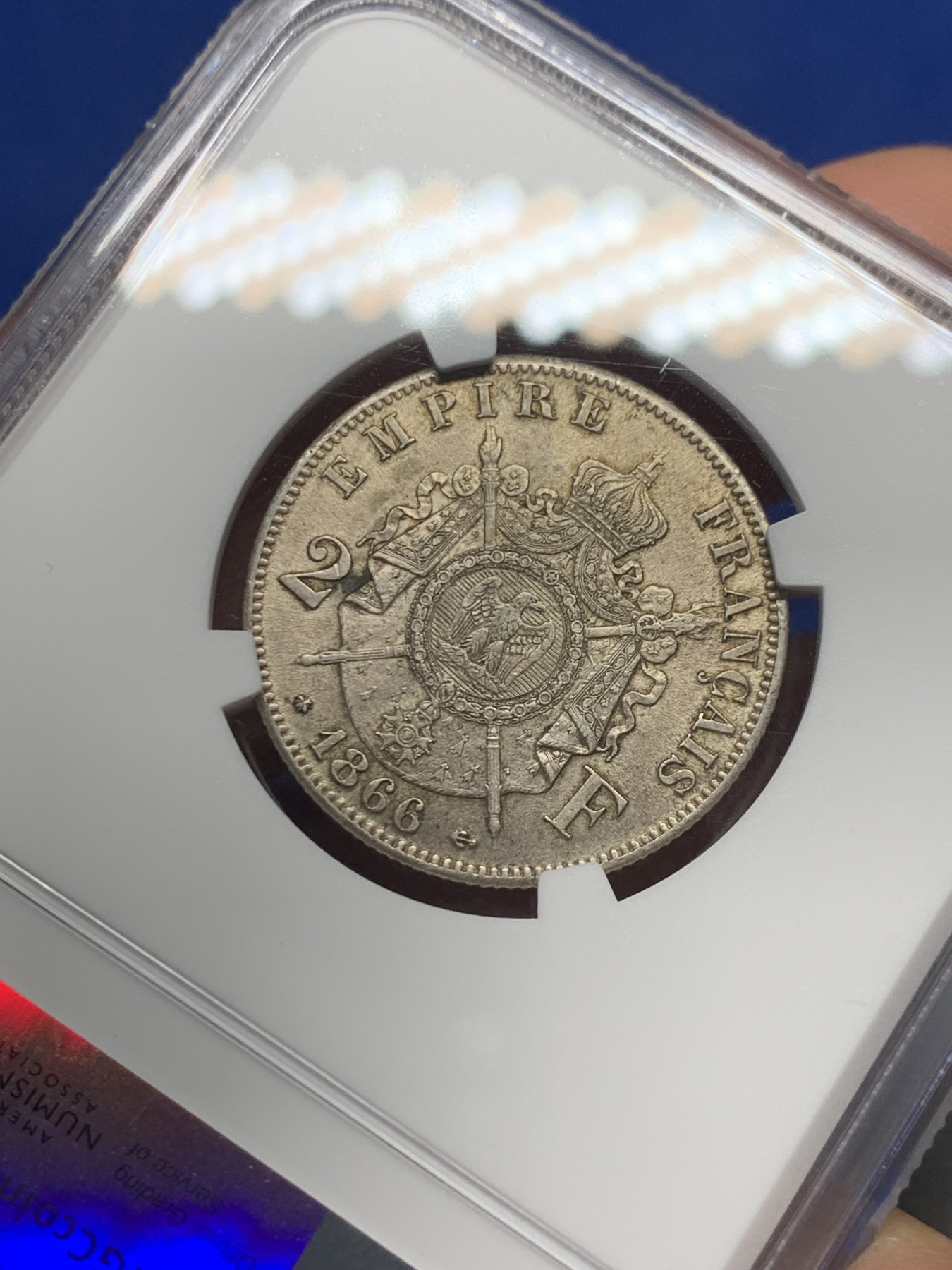 《竞宝斋》第240场-周日，周一 年终尾场 (全场包邮) NGC MS61 1866年A版法国拿破仑三世2法郎银币 少见面值 很难有ms品 比5法郎少很多