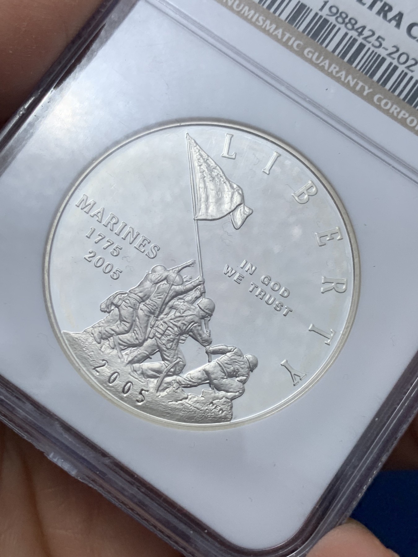 《竞宝斋》第240场-周日，周一 年终尾场 (全场包邮) NGC老评PF69 美国2005海军陆战队成立230周年精制纪念银币 07年克劳斯最佳硬币