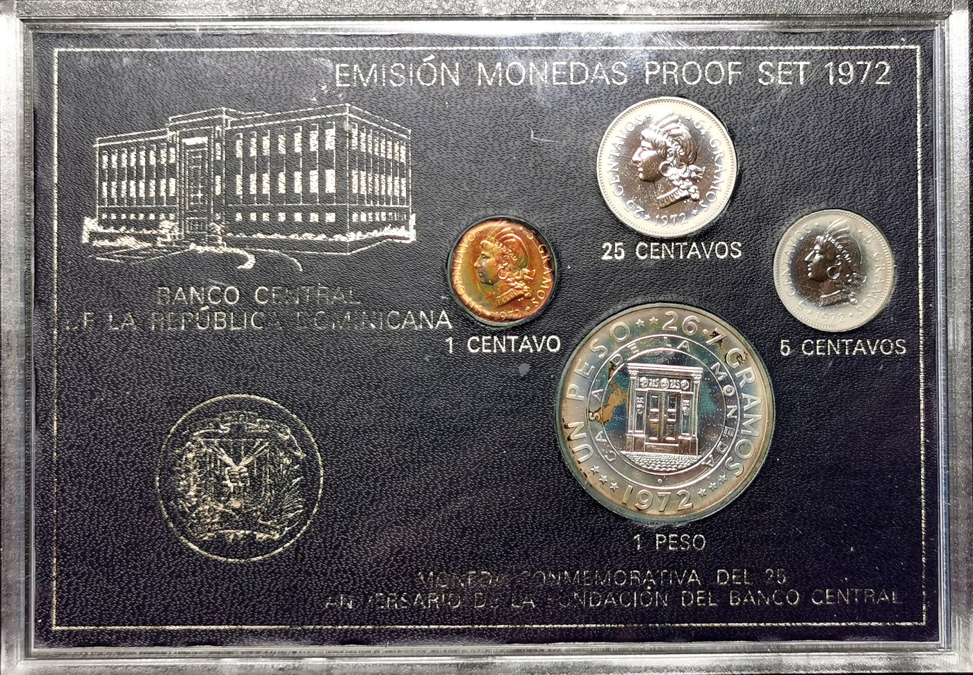 凡希社世界钱币微拍第二百六十期 1972多米尼加中央银行纪念精铸PS原厂塑封，略有氧化。