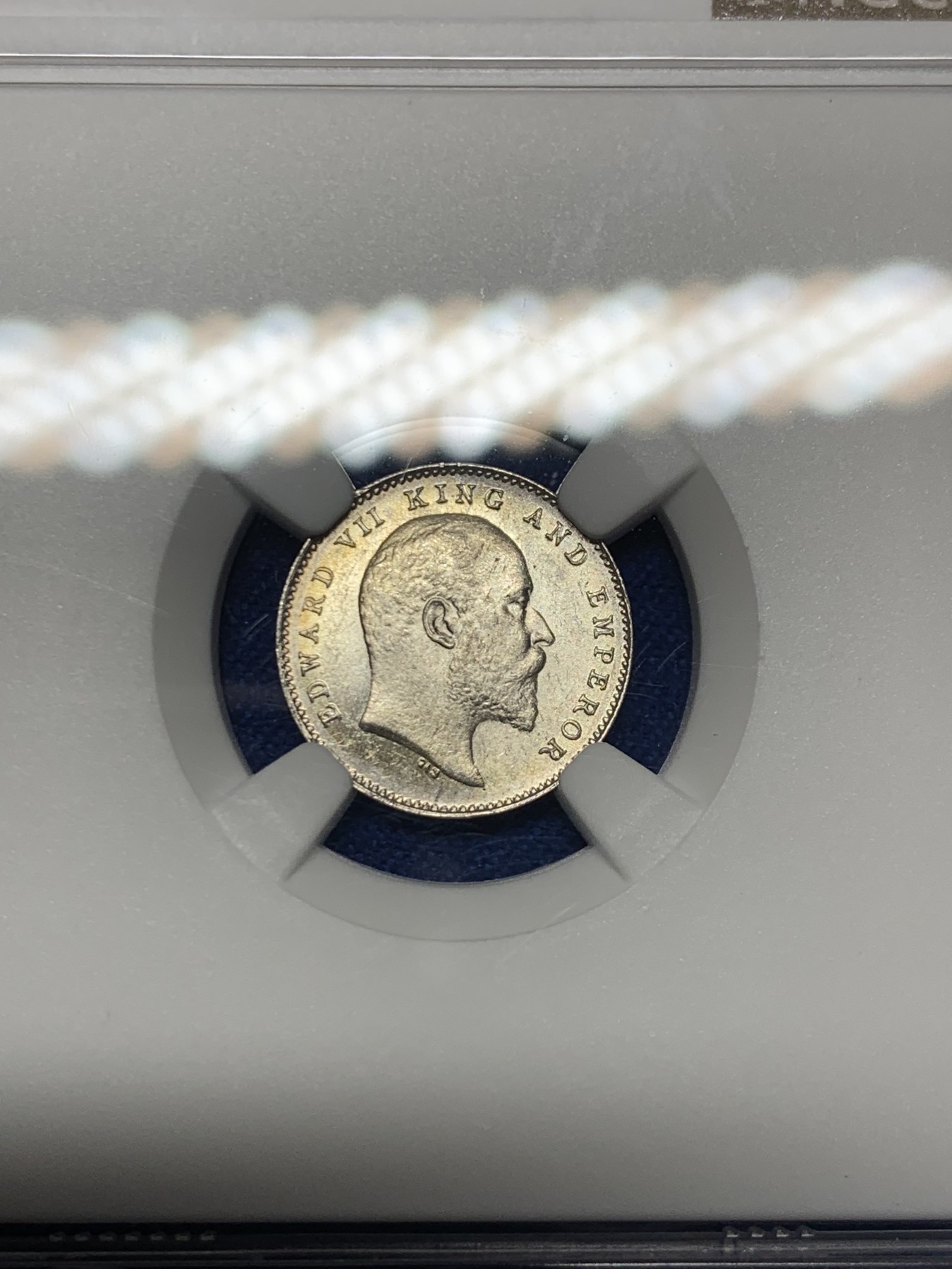 《竞宝斋》第240场-周日，周一 年终尾场 (全场包邮) NGC MS62 1906年C版 英属印度 爱七 2安娜 银币 原卷拆评级