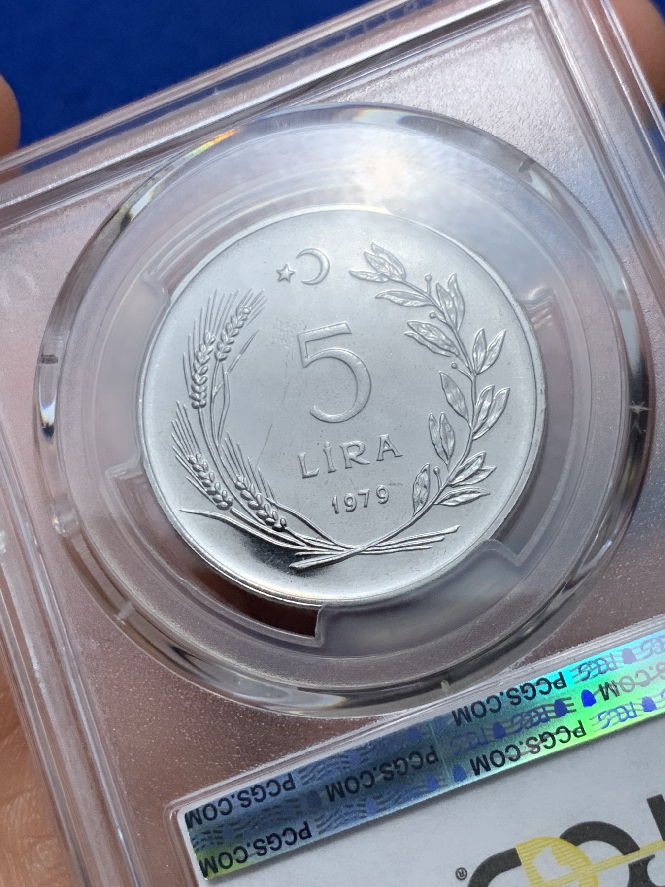 《竞宝斋》第240场-周日，周一 年终尾场 (全场包邮) PCGS金盾 MS66 土耳其1979年美女头像FAO纪念5里拉合金钢币