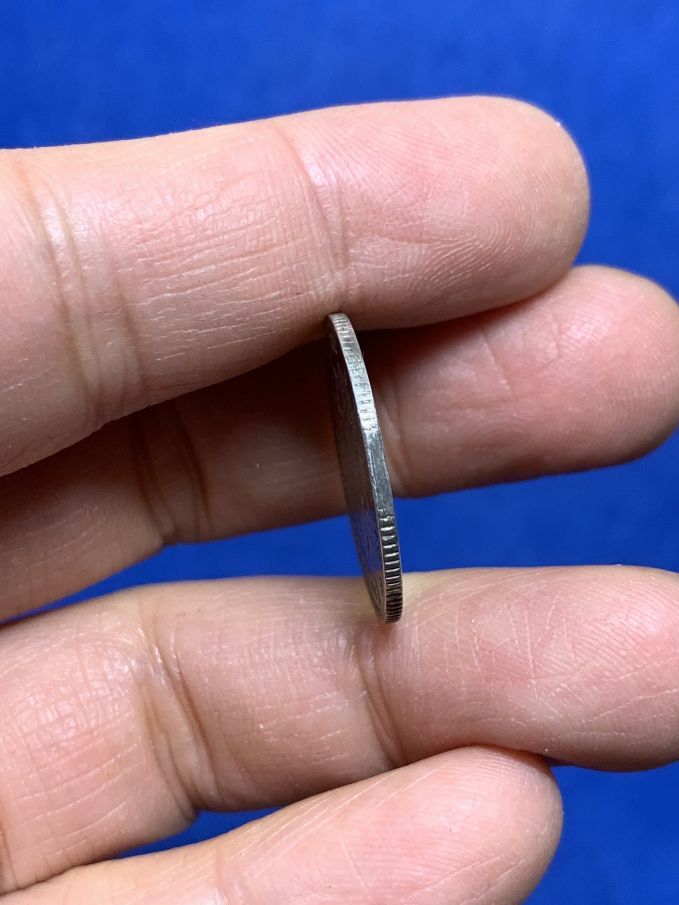 《竞宝斋》第240场-周日，周一 年终尾场 (全场包邮) 西班牙1881年阿方索十二世1皮阿斯特银币 VF 835银