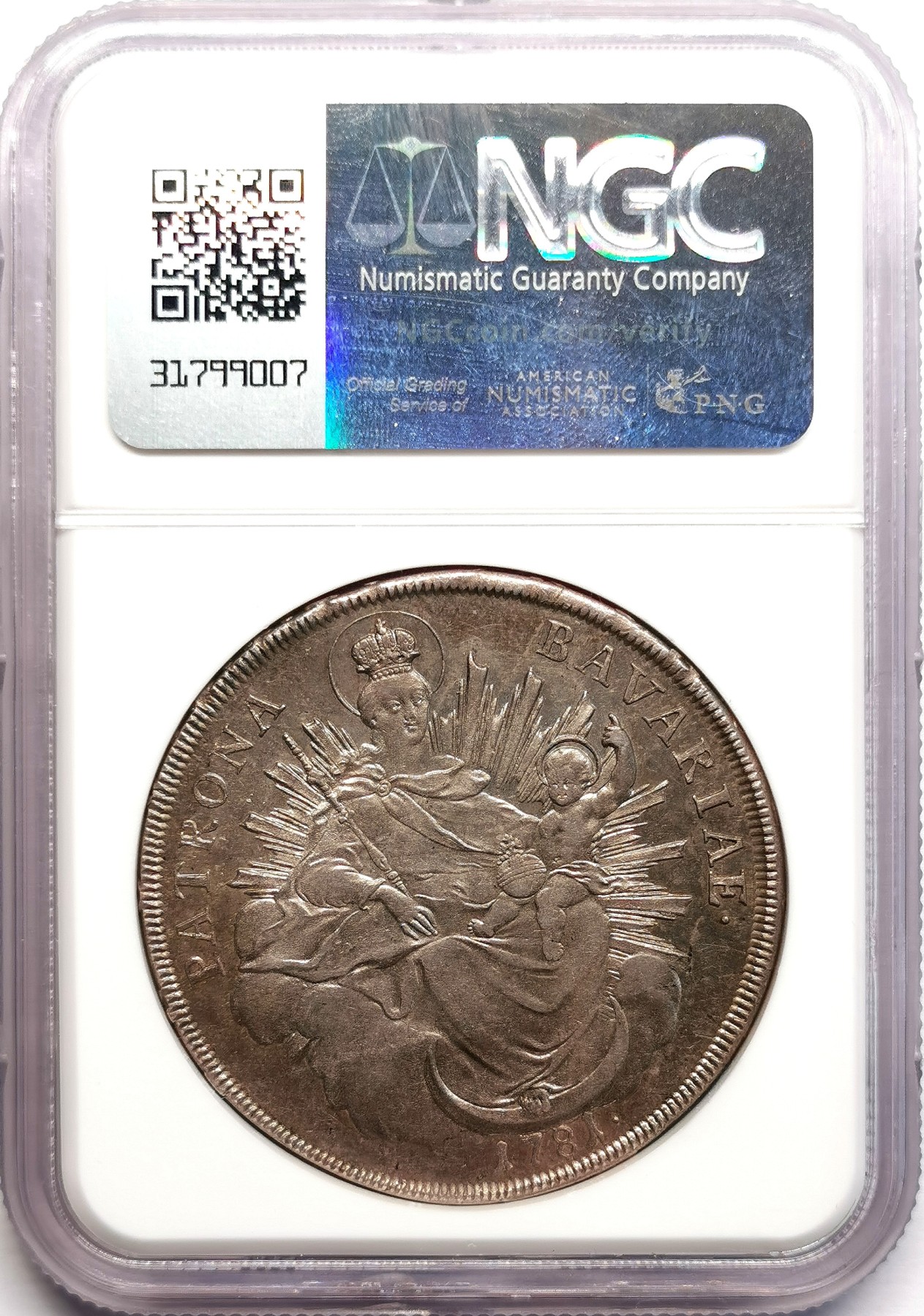 凡希社世界钱币微拍第二百六十期 荐！1781巴伐利亚选侯国卡尔·提奥多背圣母子泰勒大银NGC-MS63，DAV1965，KM#260.3，灰金双色包浆！