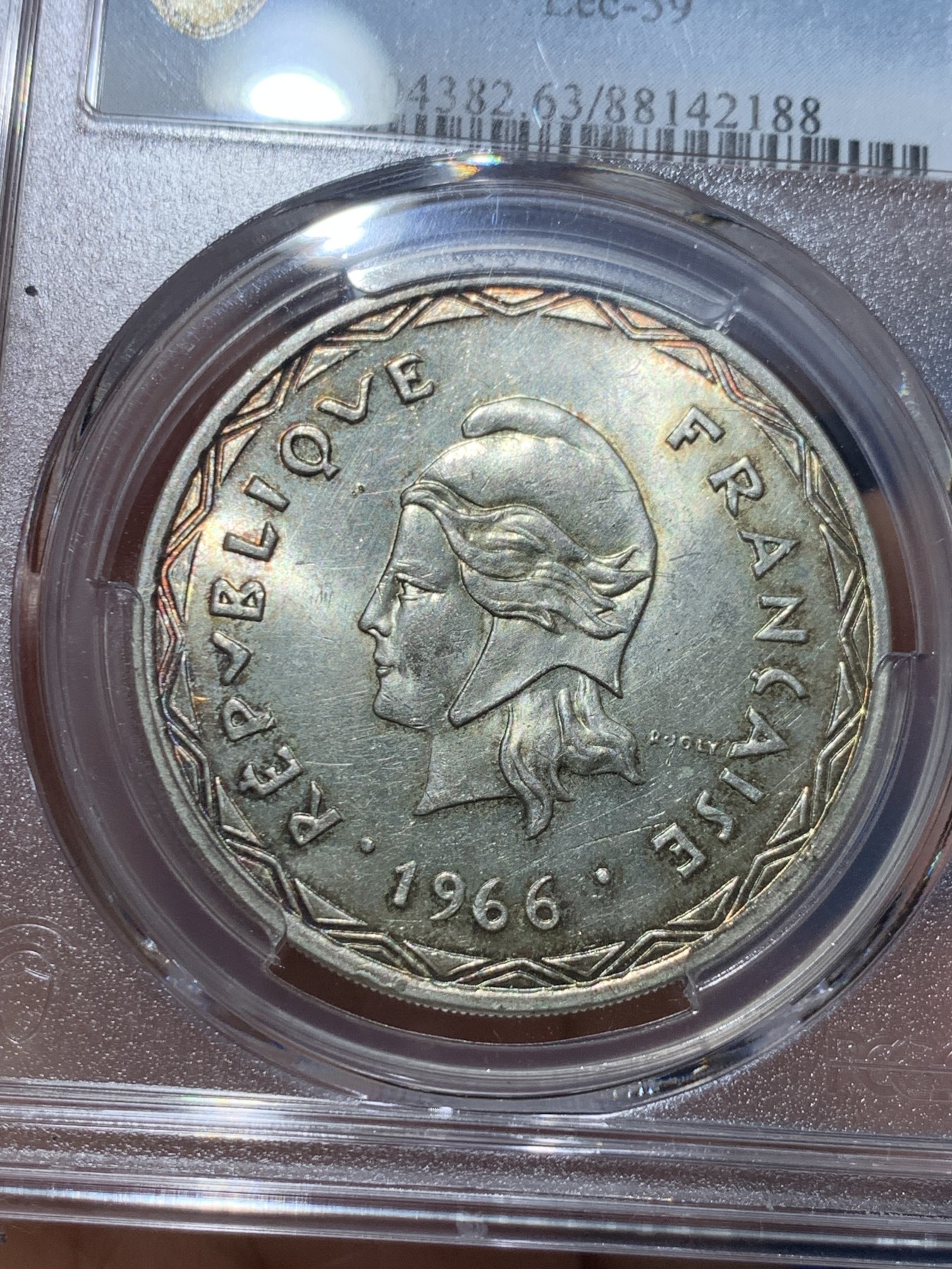 《竞宝斋》第240场-周日，周一 年终尾场 (全场包邮) PCGS金盾 MS63 新赫布底里1966年100法郎银币