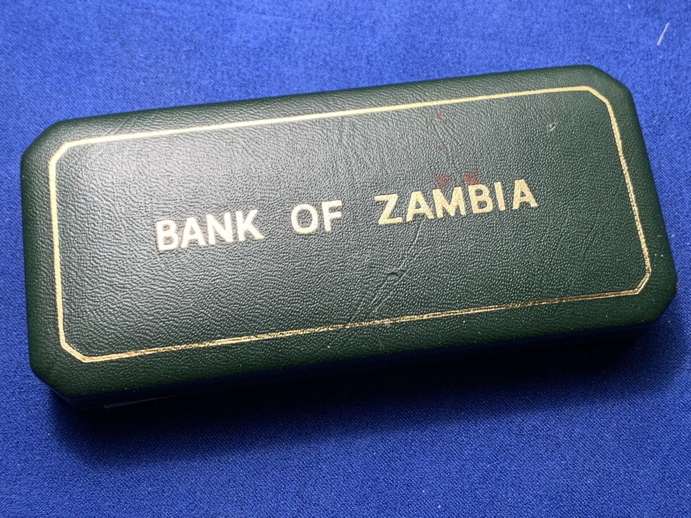 《竞宝斋》第240场-周日，周一 年终尾场 (全场包邮) 赞比亚1964年精制币原盒原套可藏！