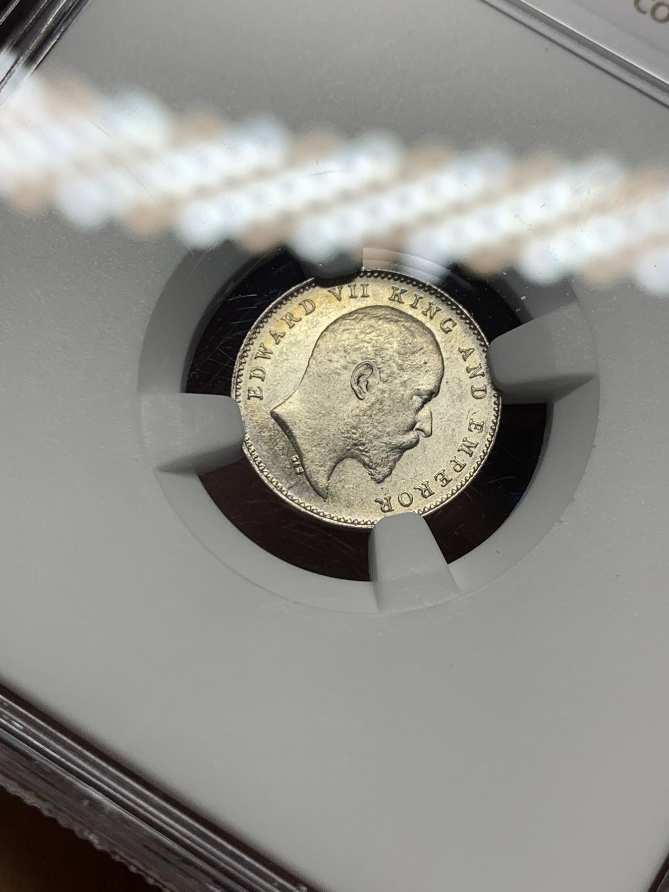 《竞宝斋》第240场-周日，周一 年终尾场 (全场包邮) NGC MS62 1906年C版 英属印度 爱七 2安娜 银币 原卷拆评级