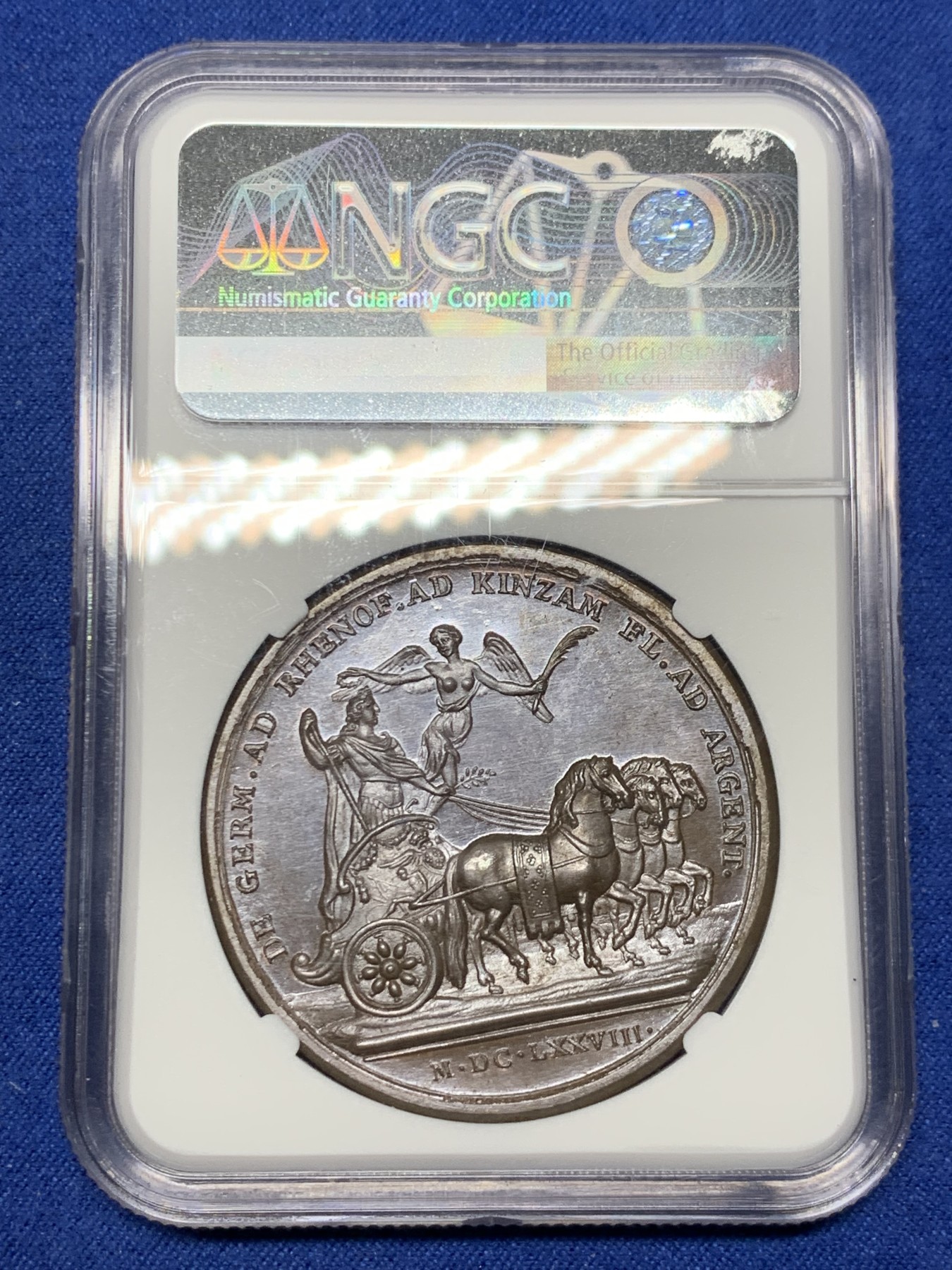 《竞宝斋》第240场-周日，周一 年终尾场 (全场包邮) 唯一冠军分 NGC MS65BN 法国1678年路易十四太阳王莱茵战役纪念大铜章