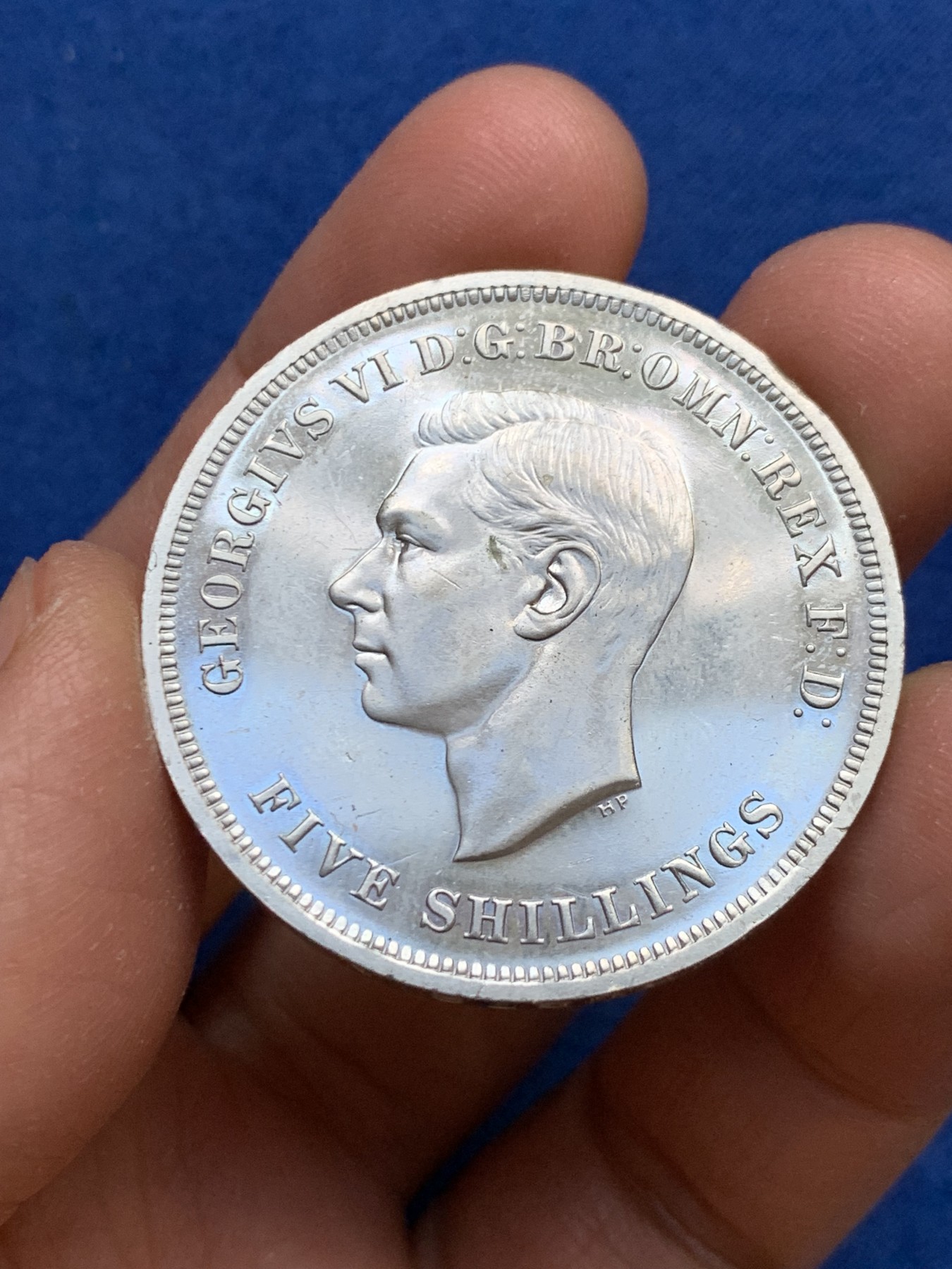 《竞宝斋》第240场-周日，周一 年终尾场 (全场包邮) 英国 最后的 镍马剑 1951 带红盒证书 细节见图